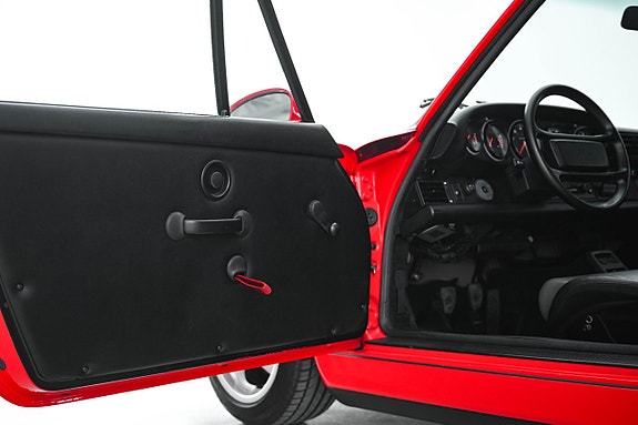 Porsche 964 Carrera RS 22 of 26
