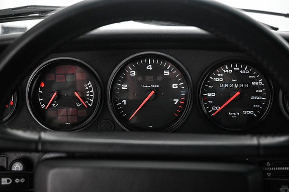 Porsche 964 Carrera RS 21 of 26