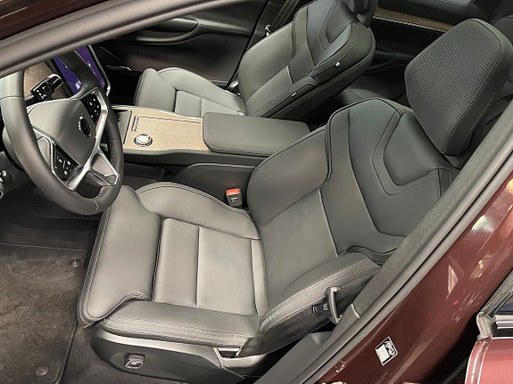 Volvo EX90 4 of 5
