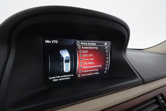 Volvo V70 27 of 30