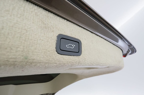 Volvo V70 9 of 30