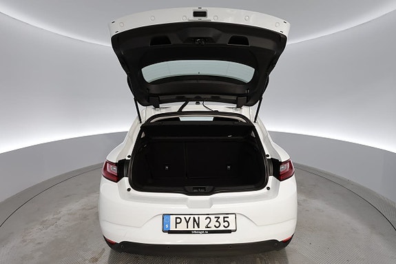 Renault Megane 14 of 16