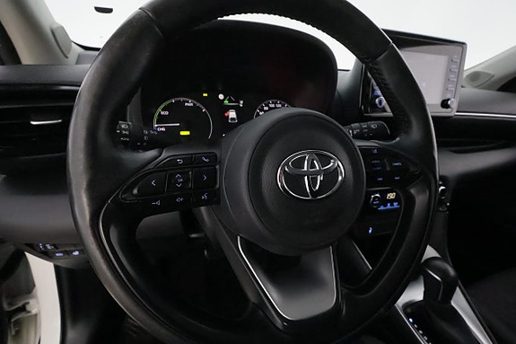 Toyota Yaris 15 of 28