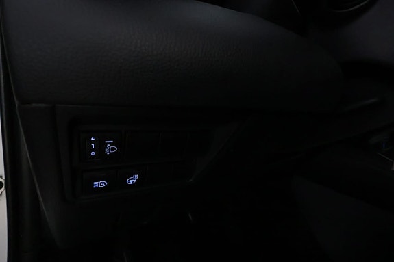 Toyota Yaris 25 of 28
