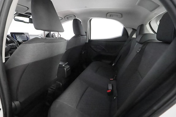 Toyota Yaris 17 of 28