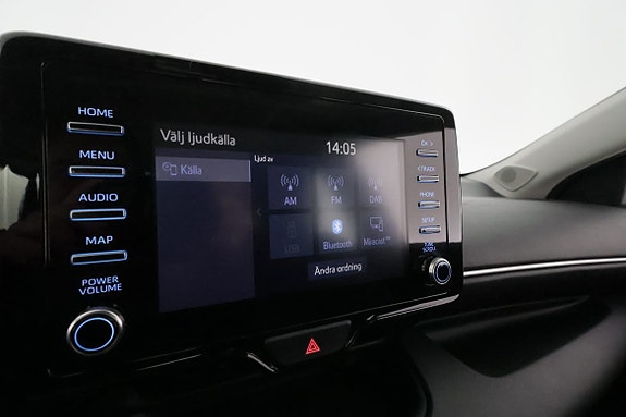 Toyota Yaris 23 of 28