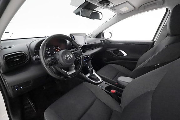 Toyota Yaris 11 of 28