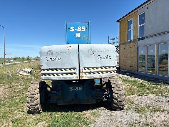Bomlift Genie S85 5 of 5