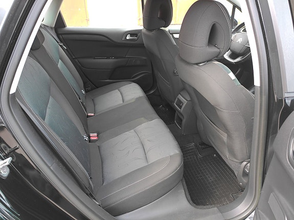 Citroen C4 8 of 12