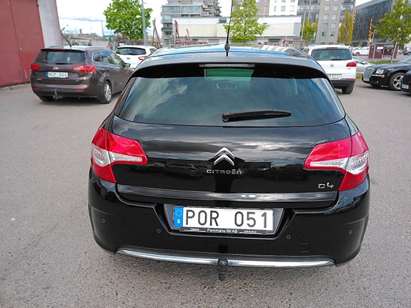Citroen C4 10 of 12