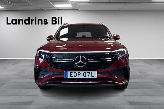 Mercedes-Benz EQB300 2 of 5
