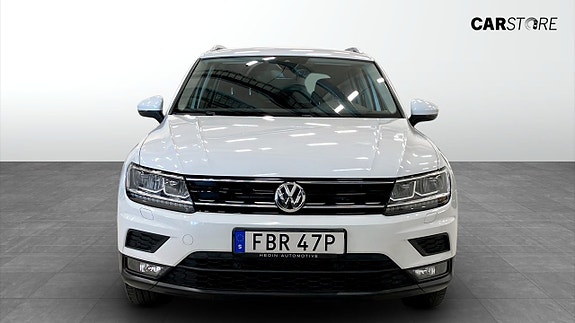 Volkswagen Tiguan 8 of 15