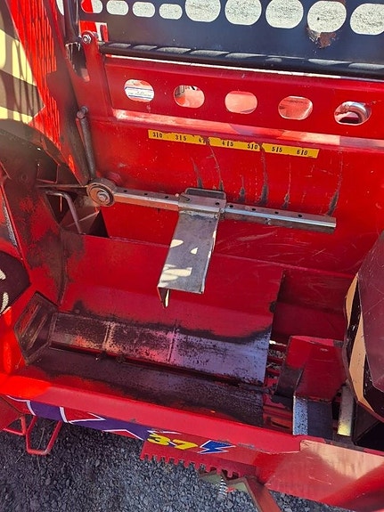 Hakki Pilke 1X37  Traktor / El vedmaskin 7 of 8