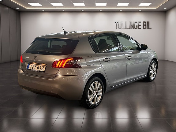 Peugeot 308 5 of 5
