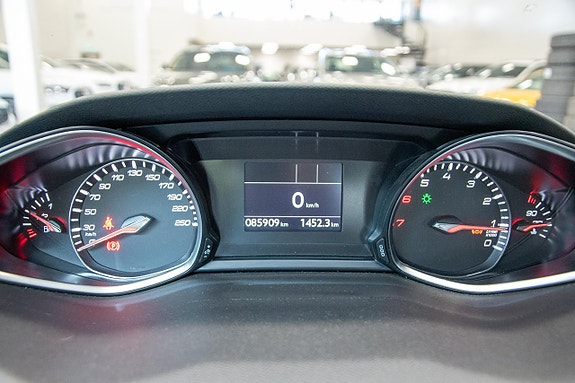 Peugeot 308 20 of 22