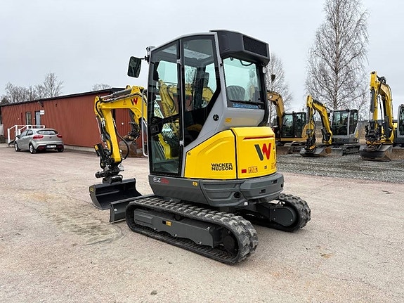 Wacker Neuson EZ26 3 of 4