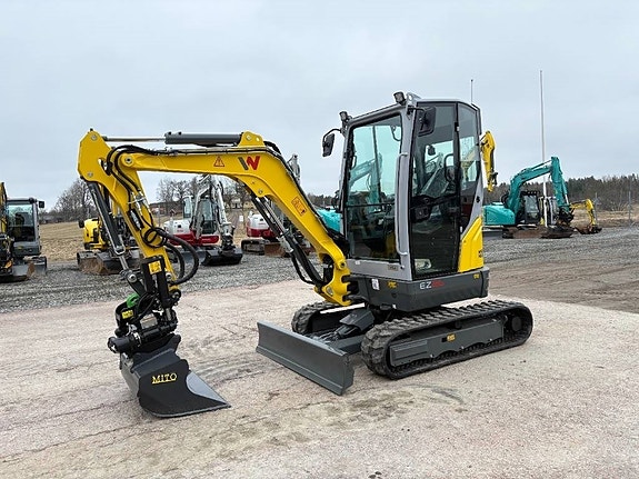 Wacker Neuson EZ26 2 of 4