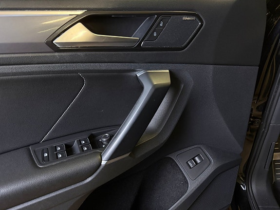 Volkswagen Tiguan 15 of 17