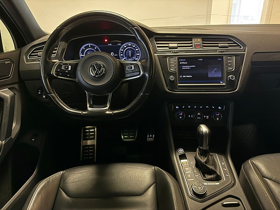 Volkswagen Tiguan 6 of 17