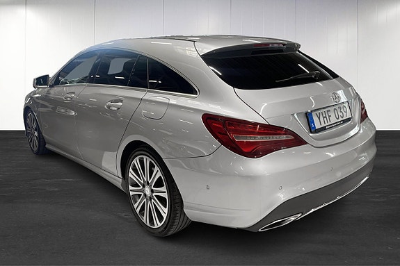 Mercedes-Benz CLA200 d 3 of 5
