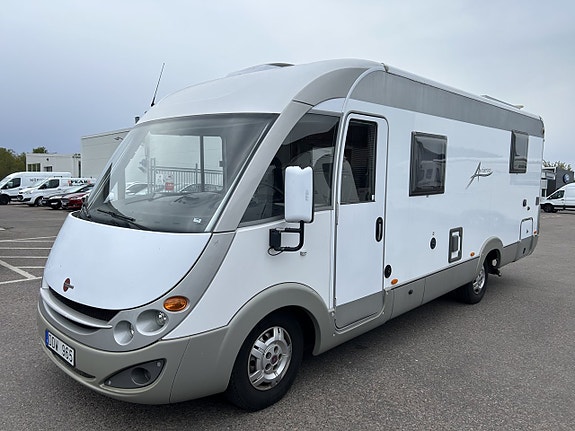 Bürstner I 725 AVIANO Queensbed & 3,0 l motor med kamkedja 2 of 20
