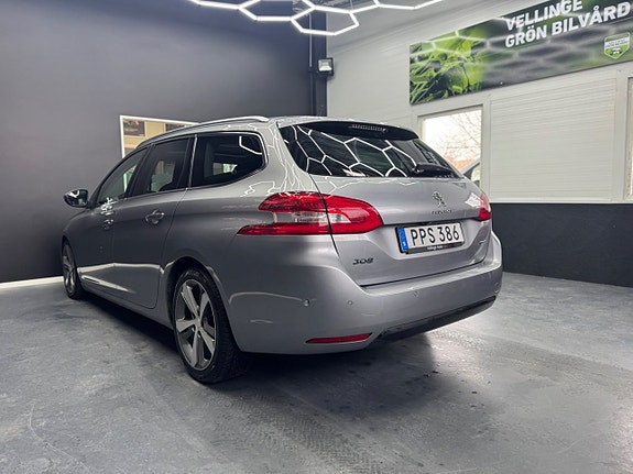 Peugeot 308 SW 5 of 5