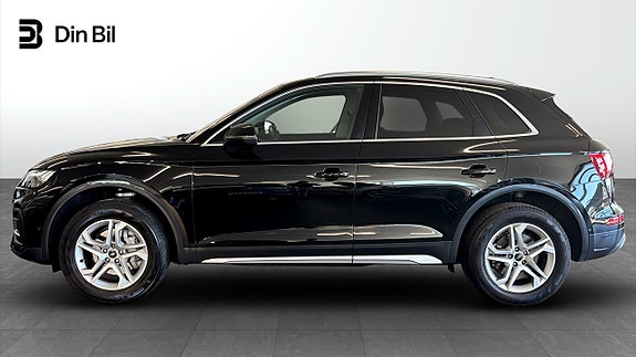 Audi Q5 2 of 5