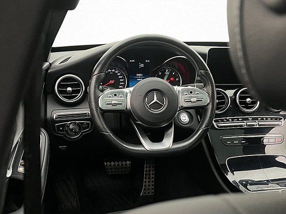 Mercedes-Benz C200 10 of 30