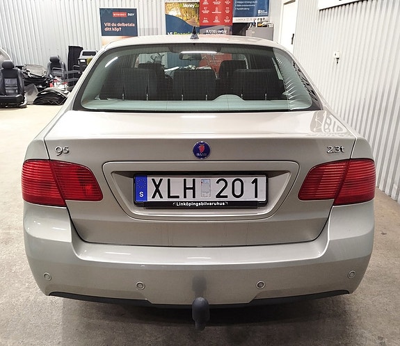 Saab 9-5 4 of 27