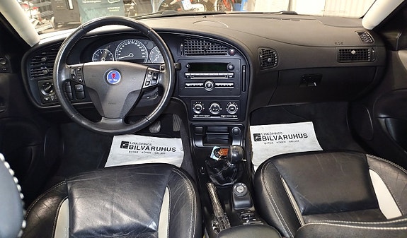 Saab 9-5 13 of 27