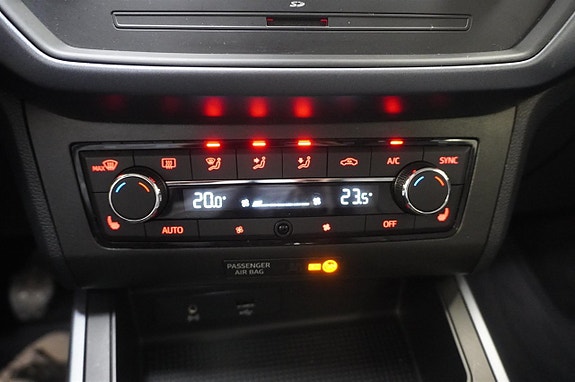 Seat Arona 11 of 16