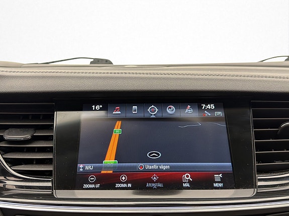 Opel Insignia 20 of 30
