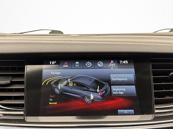 Opel Insignia 22 of 30