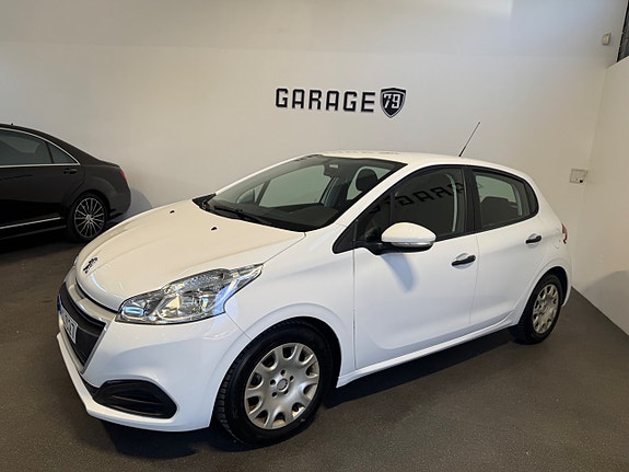 Peugeot 208 4 of 23