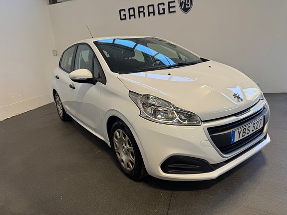 Peugeot 208 5 of 23