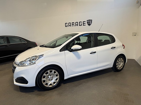Peugeot 208 10 of 23