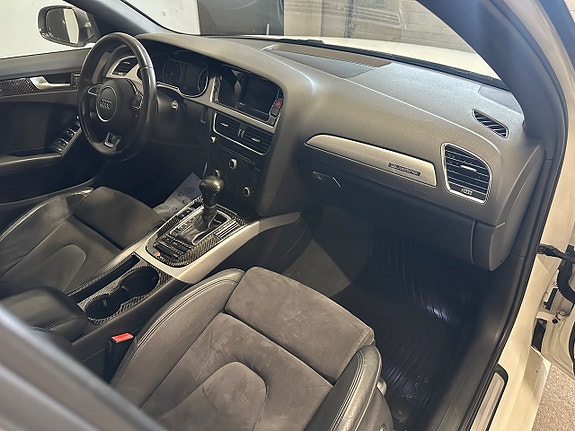 Audi A4 16 of 19