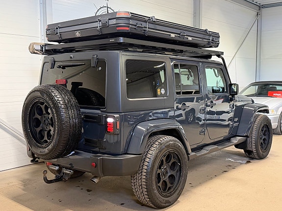Jeep Wrangler Unlimited 6 of 24