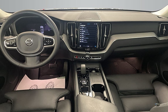 Volvo XC60 12 of 18
