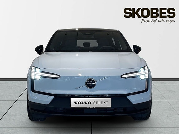 Volvo EX30 2 of 5