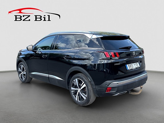 Peugeot 3008 4 of 5