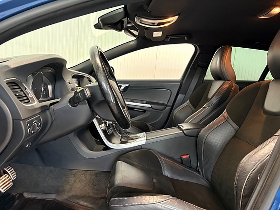 Volvo V60 8 of 19