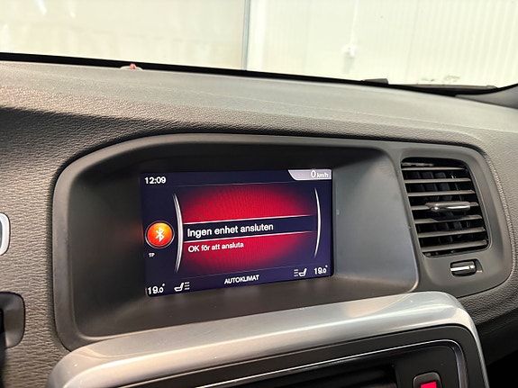 Volvo V60 13 of 19