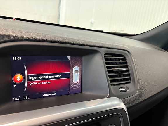 Volvo V60 14 of 19