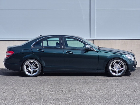 Mercedes-Benz C220