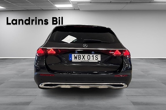 Mercedes-Benz E220 d 5 of 5