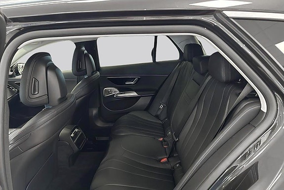 Mercedes-Benz E220 d 9 of 19