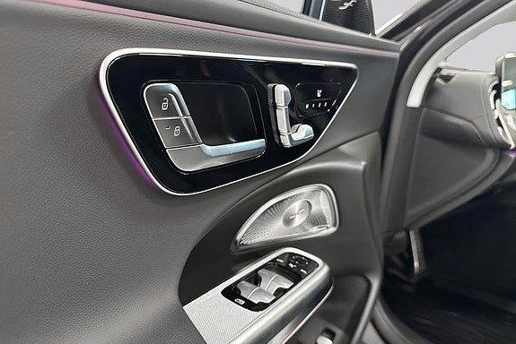 Mercedes-Benz E220 d 19 of 19