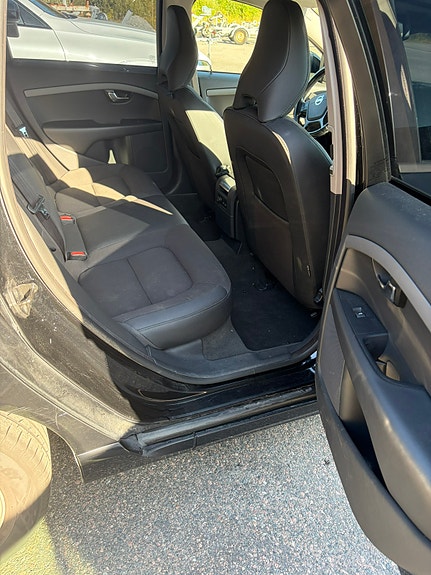 Volvo V70 9 of 10