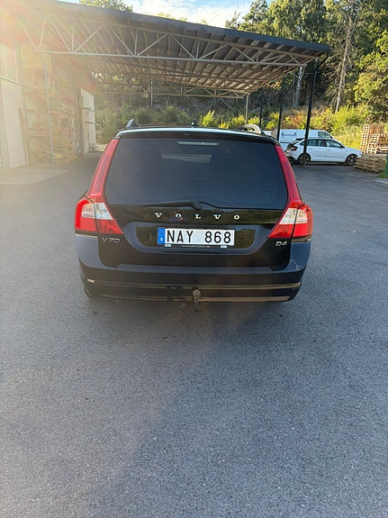 Volvo V70 5 of 10